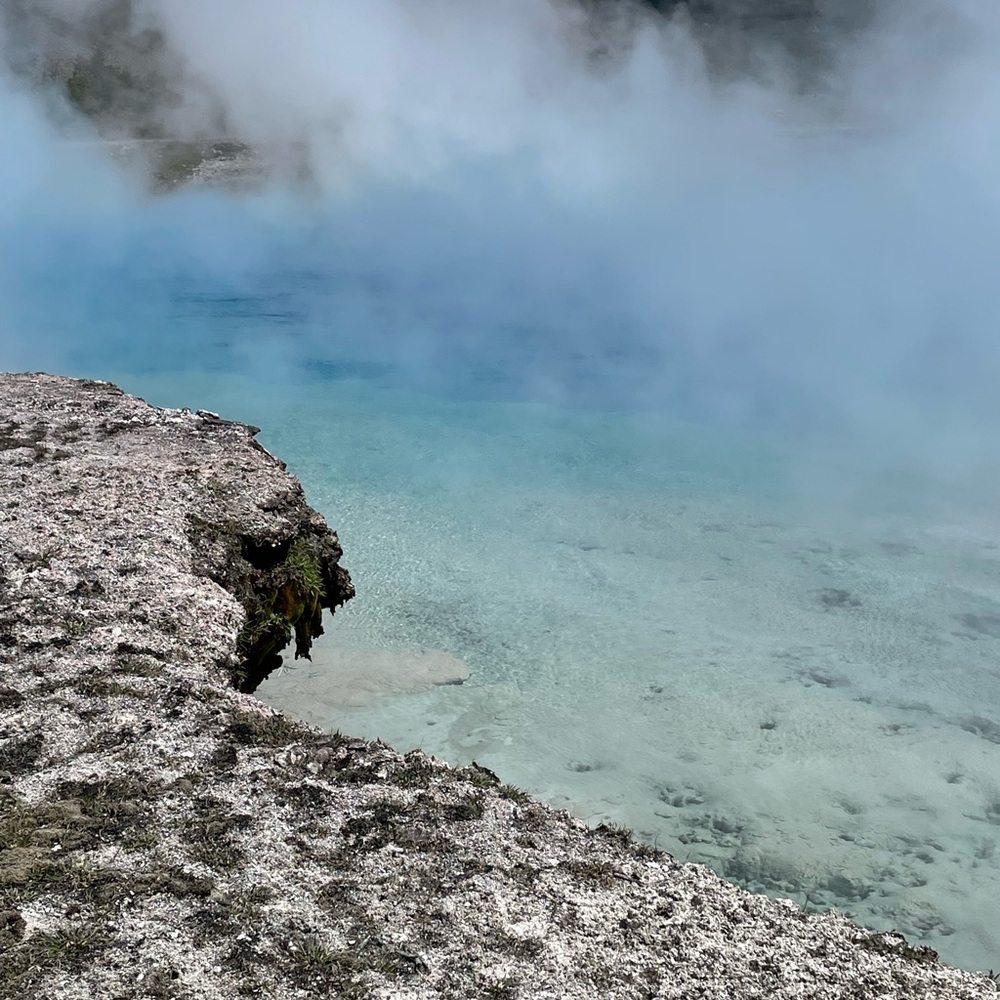 Meet your Posher, Keli